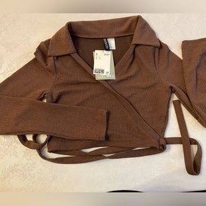 Brown long sleeve tie up top
